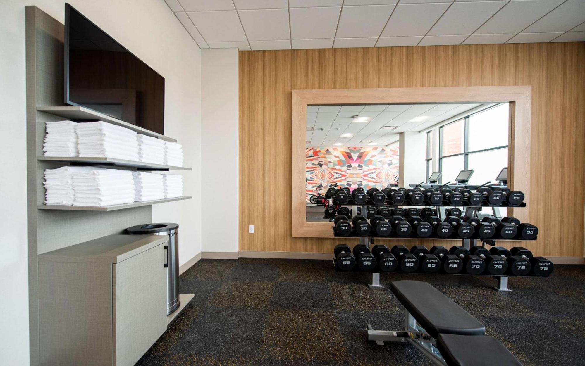 Hilton Garden Inn Moncton Downtown, Nb Bagian luar foto