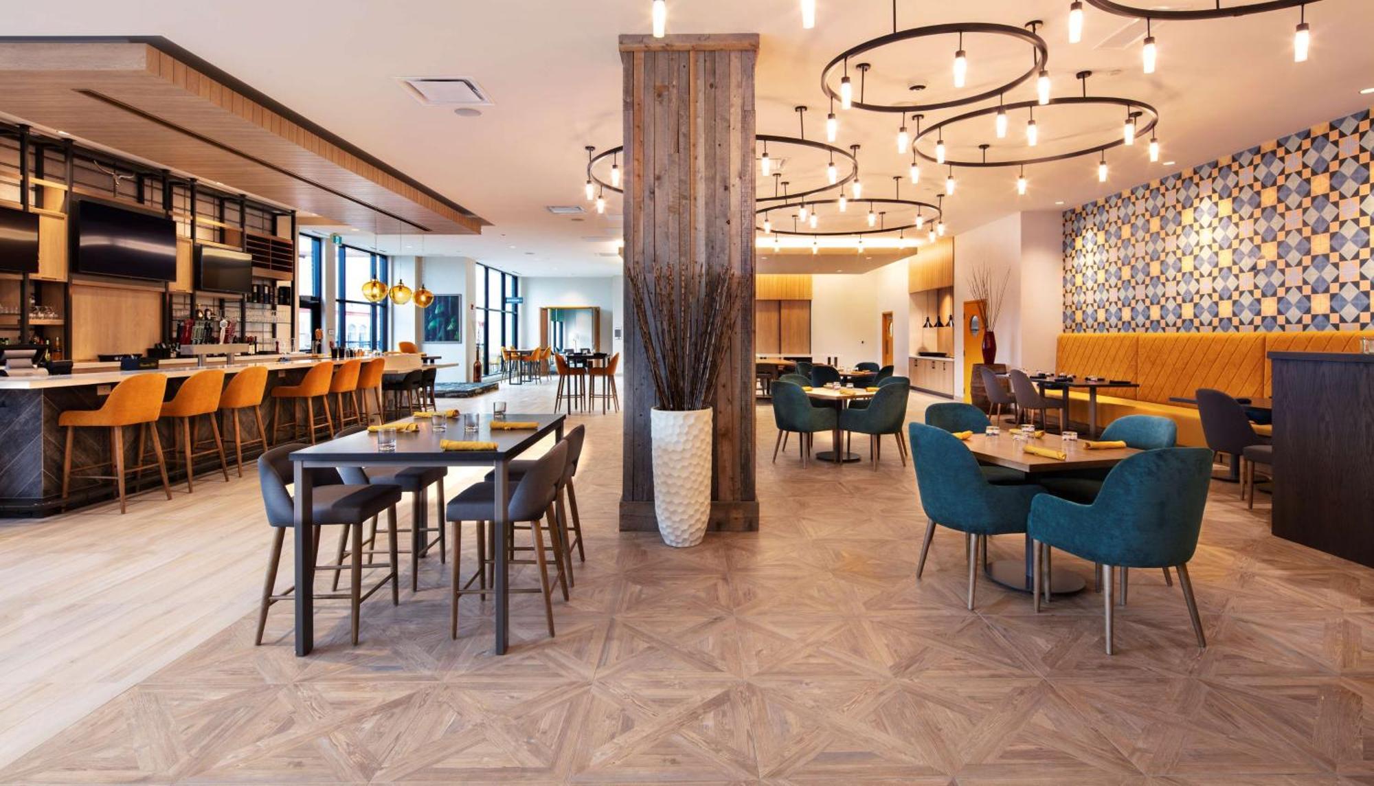 Hilton Garden Inn Moncton Downtown, Nb Bagian luar foto